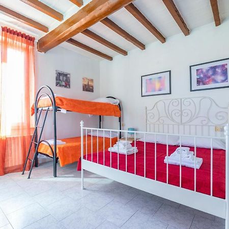 Parma Centro Torri Huge Apartment X6 Exterior foto