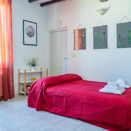 Parma Centro Torri Huge Apartment X6 Exterior foto